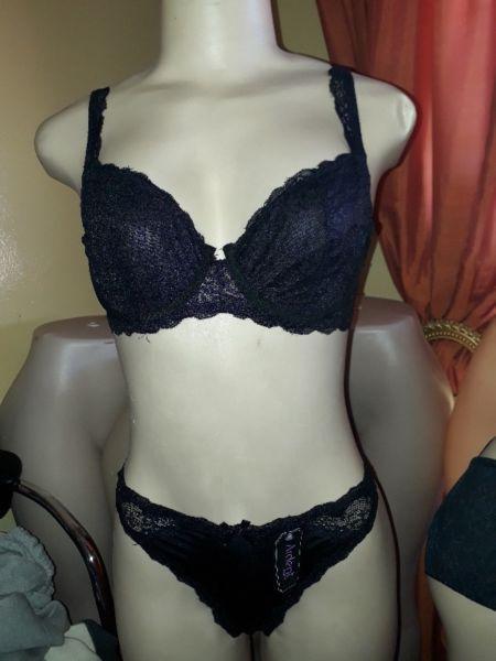 Beautiful ladies 2 piece bra/panty sets for sale