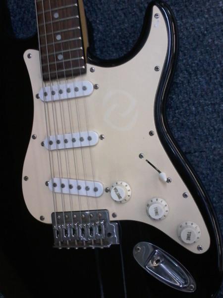 SX STRATOCASTER