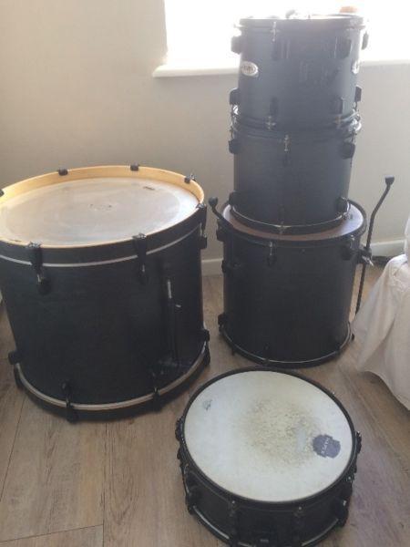 Mapex Mars series 5 piece drum kit in black and green