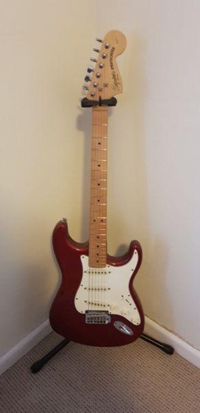 Fender Stratocaster Standard (Squier) - Price reduced! I'm relocating