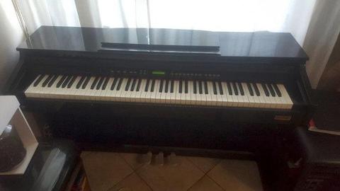 Full-sized digital piano. Perfect condition. Fully working. Urgent