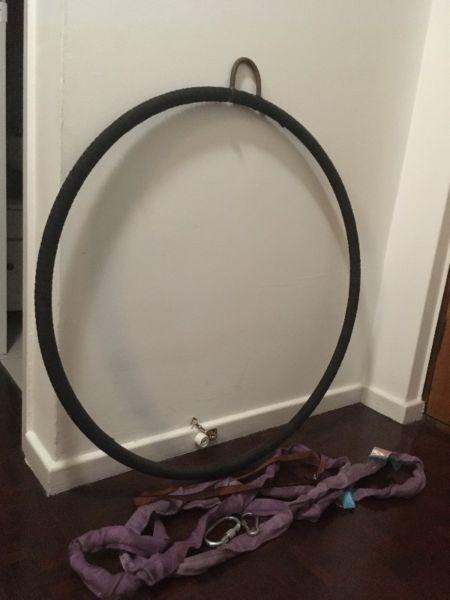 90 cm single-point aerial hoop (lyra), with attachments and wraps