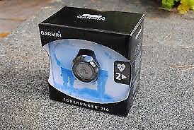 Garmin Forerunner 210 Water Resistant GPS Enabled Runners & Cycling Watch