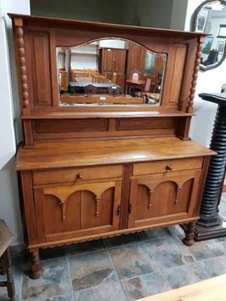 Oak Bobbin Chiffonier