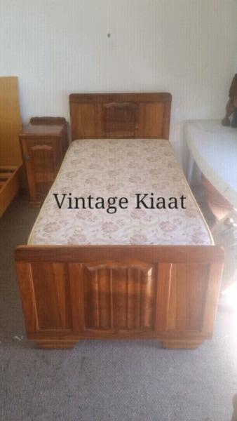 ✔ VINTAGE 2 Piece Bedroom Set in Kiaat