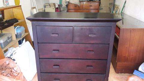 Chest of drawers Forsale