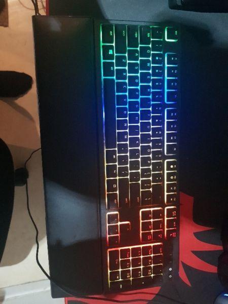 Selling my Razer RGB Ornata Keyboard
