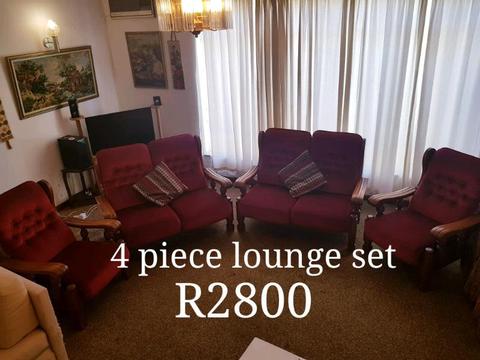 4 piece lounge set for sale R2800