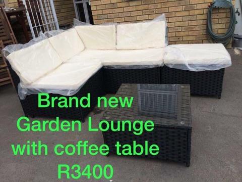 Brand new Garden lounge with coffee table