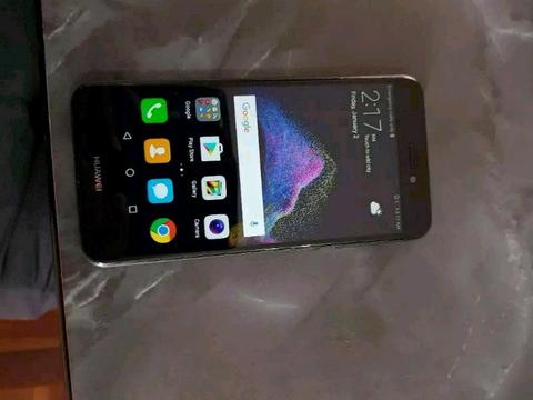 Huawei p8 lite 2017) in good condition