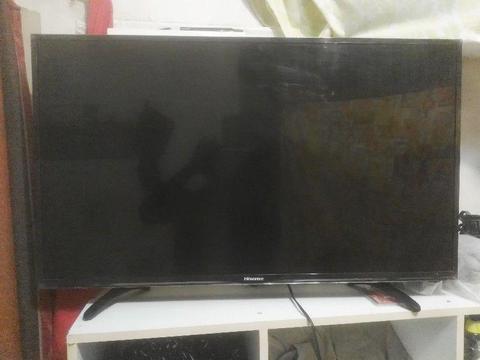 Hisense 40 inch led tv R3000