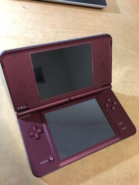 Nintendo DS XL