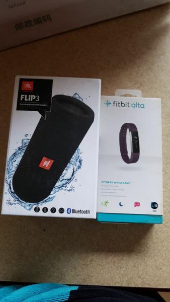 fitbit alta + jbl speaker flip 3