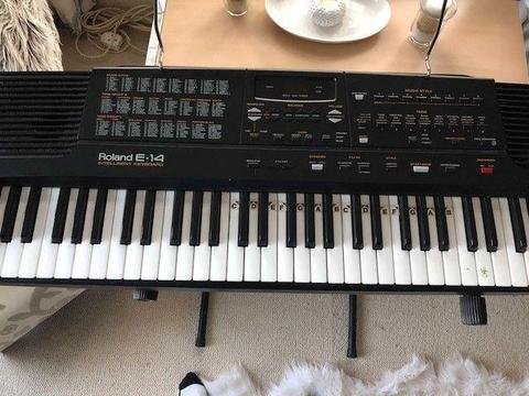 Very good condition Roland E14 Intelligent Keyboard for sale