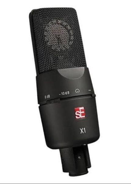 SE Electronics X1 condenser microphone