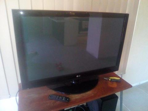 42 inch Lg Plasma Tv - Hd - Remote - Spotless - Bargain !!!!!!
