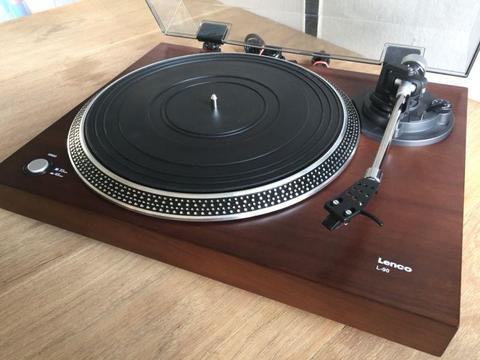 Lenco L-90 Turntable with new AT95E cartridge