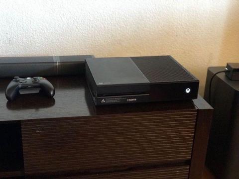 In New Condition, Matt Black Xbox one with 1 Wireless Bluetooth Controller for Sale