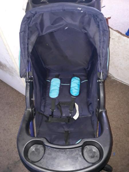 Chelino pram and baby car seat(carrier) urgent sale