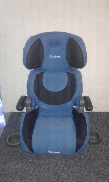 Chelino booster seat 15-36kgs with cupholders