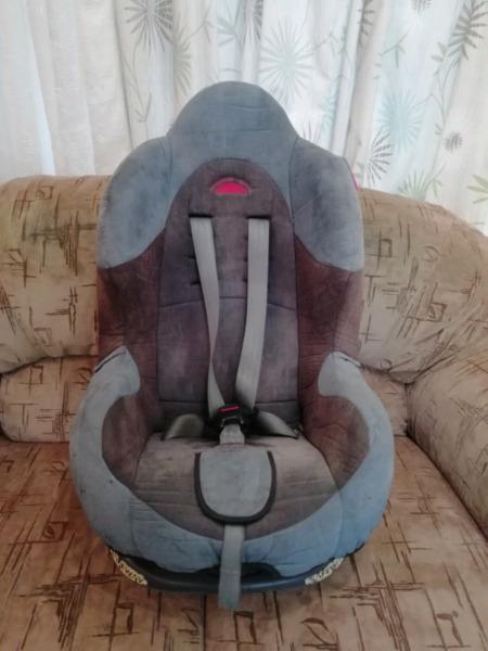 Safeway Imola carseat 9-18kg