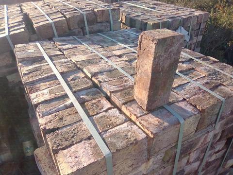 Stock Bricks Clay Solid R1.35 Each 11 000 Available