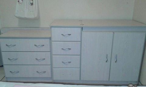Bath Compactum + Chest of drawers for sale