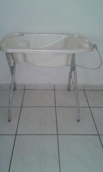 Portable baby bath with stand for sale