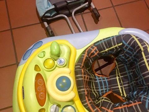 Chicco walking ring and baby feeding chair