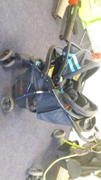 Chelino pram and car seat set R1499