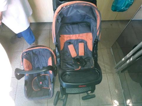Chelino Pram and car seat set