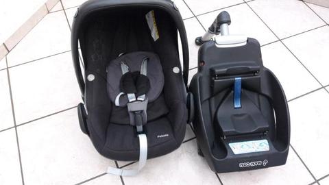 Maxicosi Pebble car seat