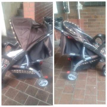 CHELINO PRAM in good condition