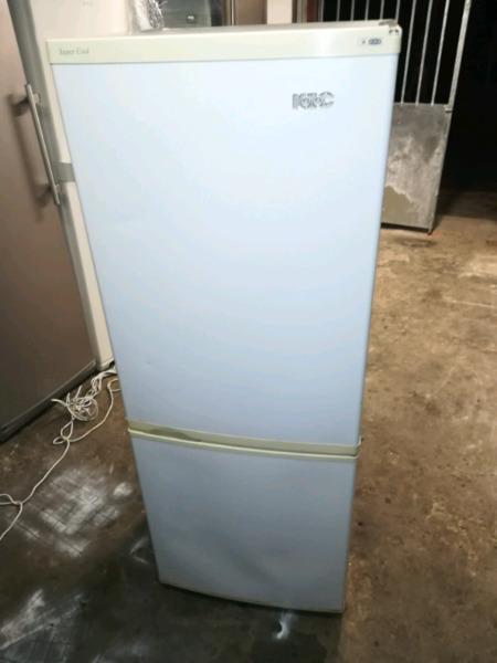 Kic frige and freezer in great condition working 100percent