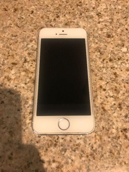 iPhone 5s 16GB immaculate condition in box