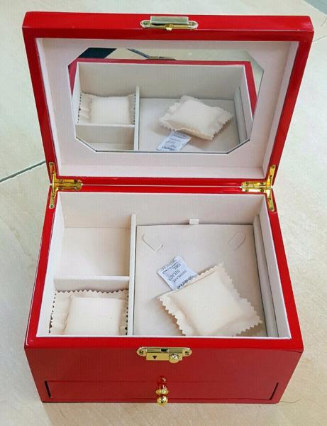 Jewellery box/ case Real Solid Wood Red