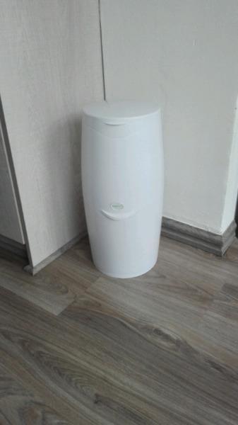 Angel Care dustbin hardly used