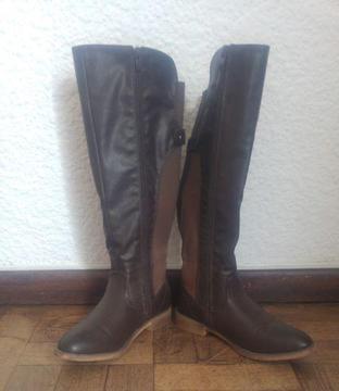 Beautiful brown boots for sale (size 5)
