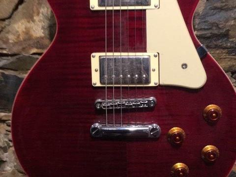 Tanglewood TSB58 Les Paul copy in Wine Red