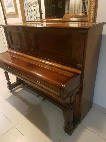 Steinway & Sons Piano