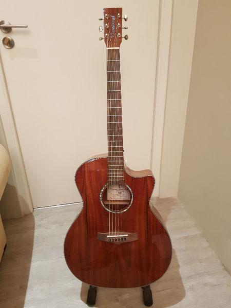 Tanglewood Evolution TVC KOA Acoustic guitar. R 1900.00