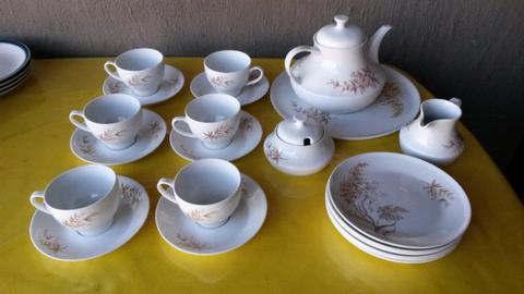 Constantia cups and saucers set