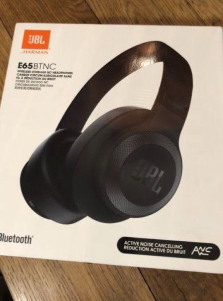 JBL E65BTNC Bluetooth OverEar Headphones