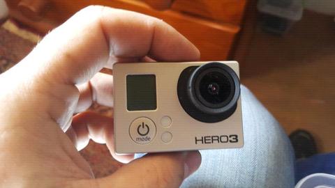 Gopro hero 3 silver. Plus extras