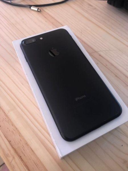 iPhone 7 plus 32GB matte black -brand new condition