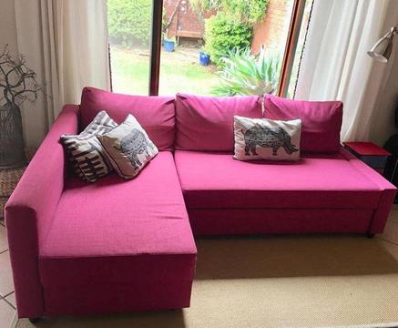 Three seater sleeper couch pink