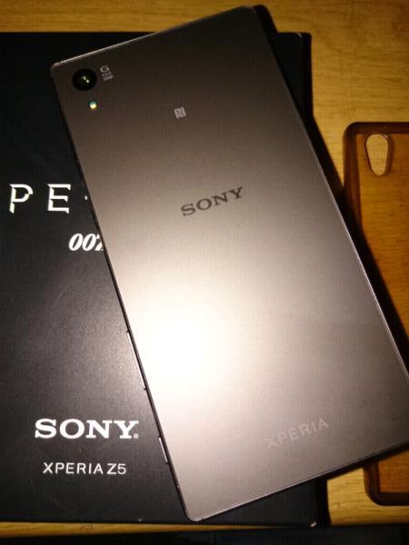 Sony z5 spectre 007