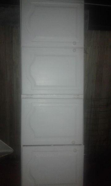 Solid wood cupboard unit - 4 doors - painted white