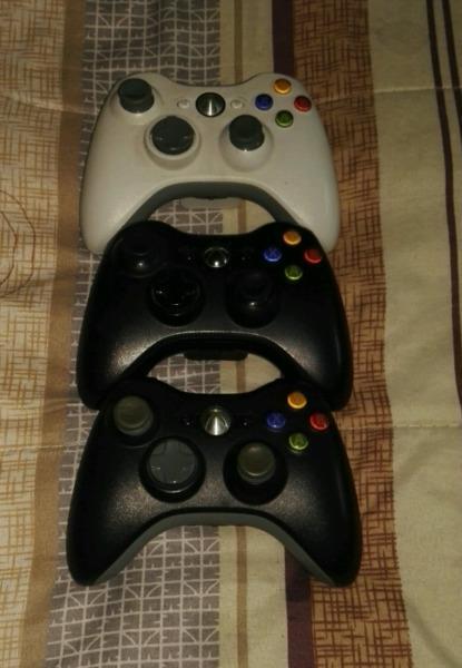 Xbox 360 Wireless controllers