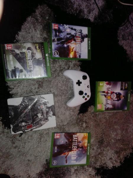 XBOX ONE GAMES+ CONTROLLER